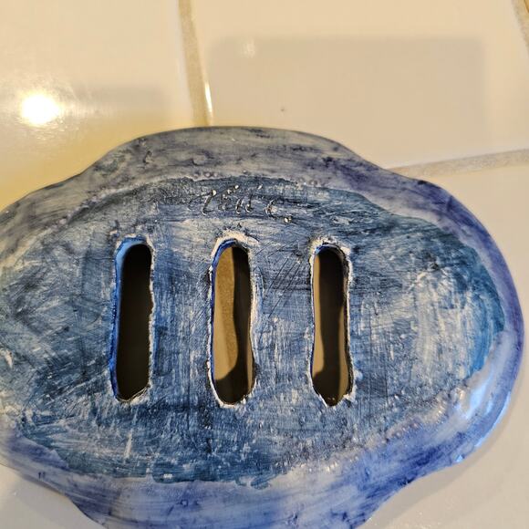 Artist Signed Blue Floral Impressed Pottery Soap Dish Nature-inspired Soap Rest - Picture 3 of 6